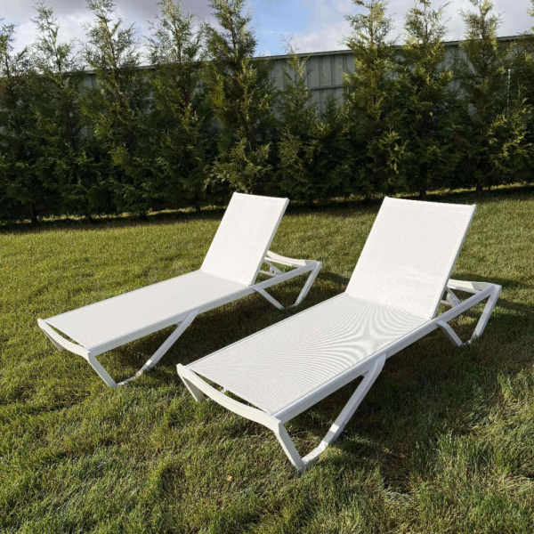 Шезлонги ENZO в белом цвете 2шт